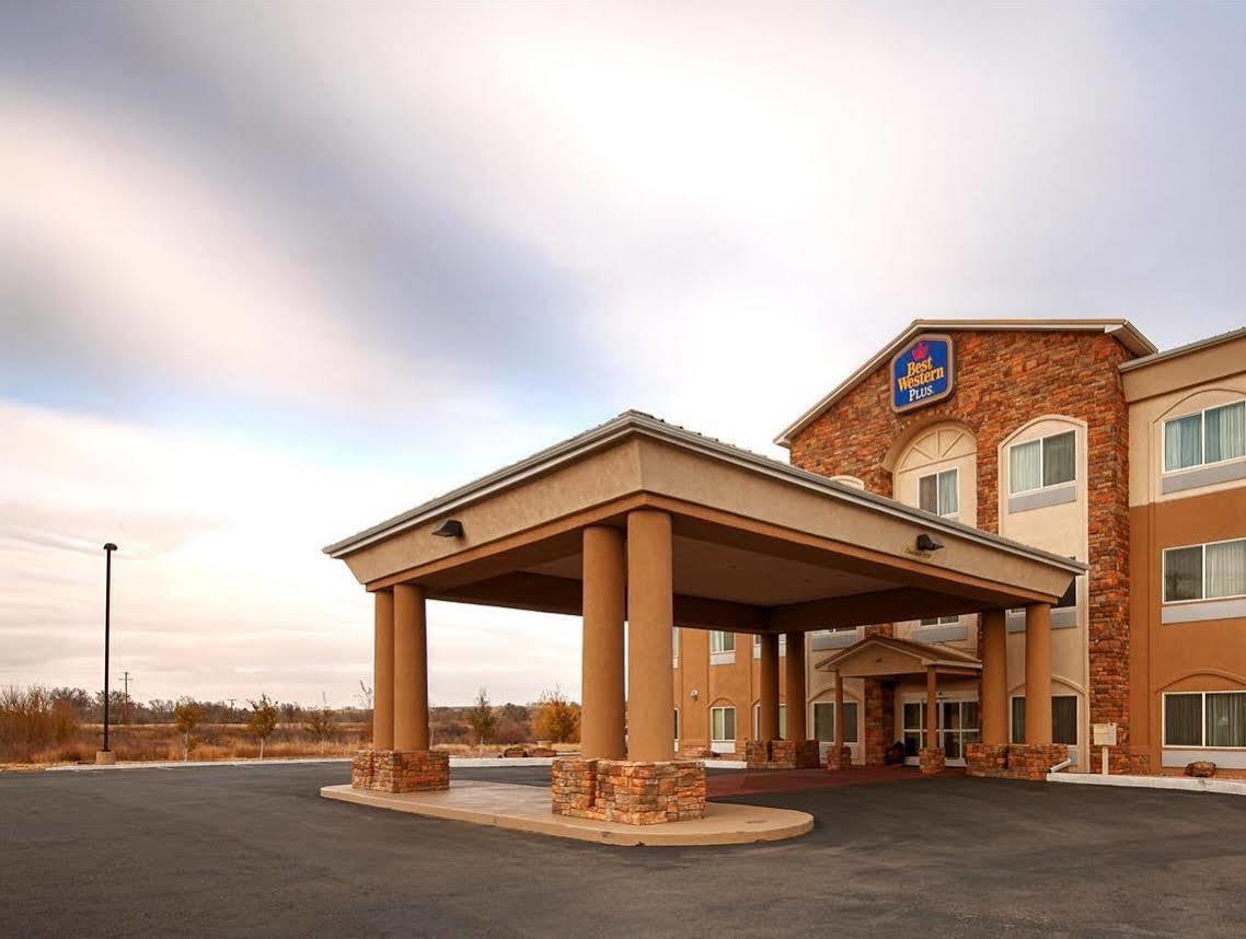 Best Western Plus Montezuma Inn And Suites Las Vegas Exterior photo